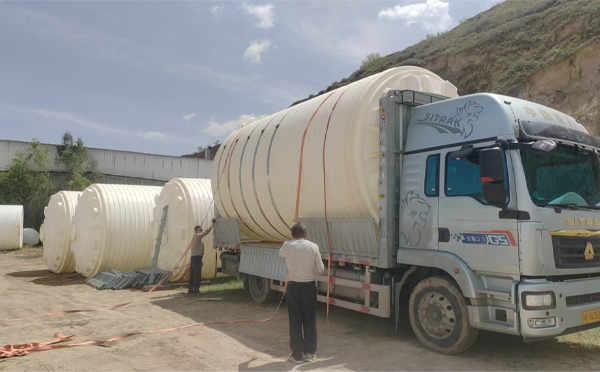 安宁立式运输桶装车中